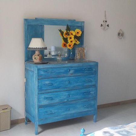 B&B Le Peonie Badesi Eksteriør bilde