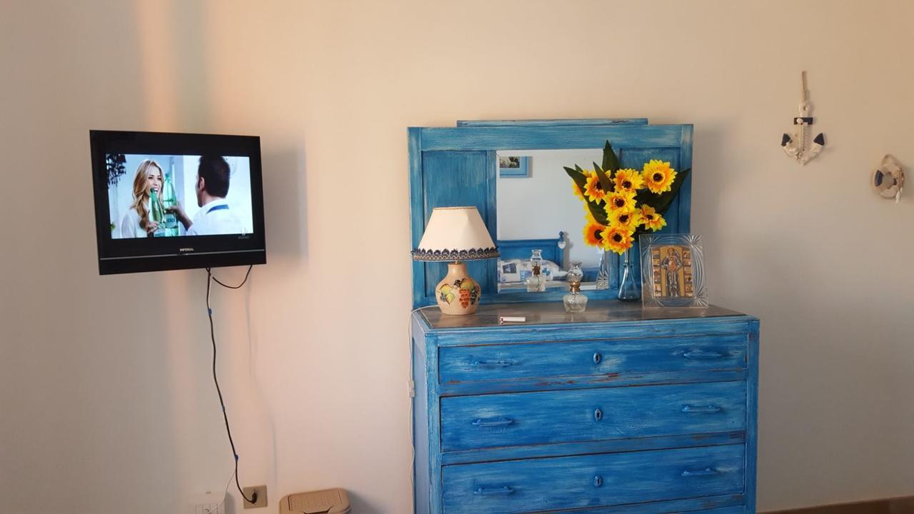 B&B Le Peonie Badesi Eksteriør bilde